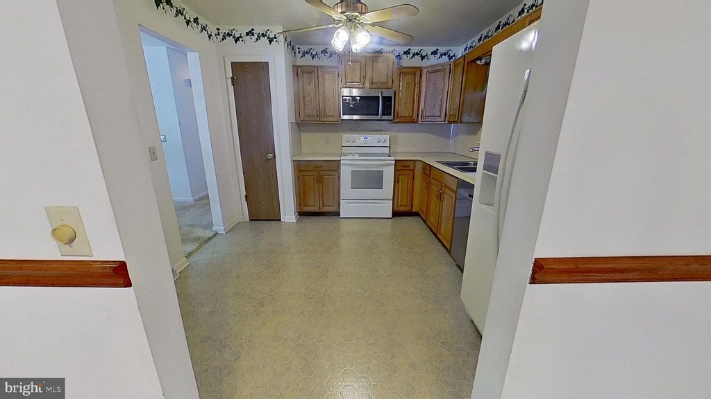 Photo of 334 Allegheny Drive, YORK, PA 17402 (MLS # PAYK2097272)