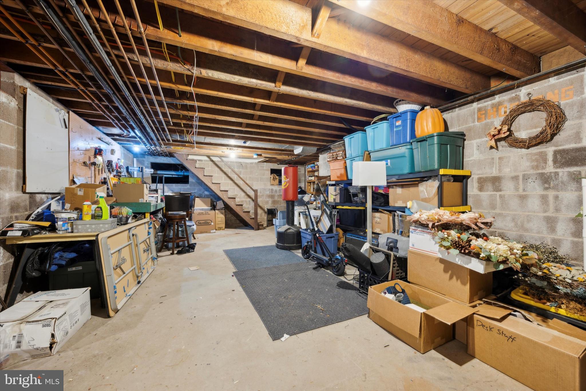 MEADOWBROOK - Residential