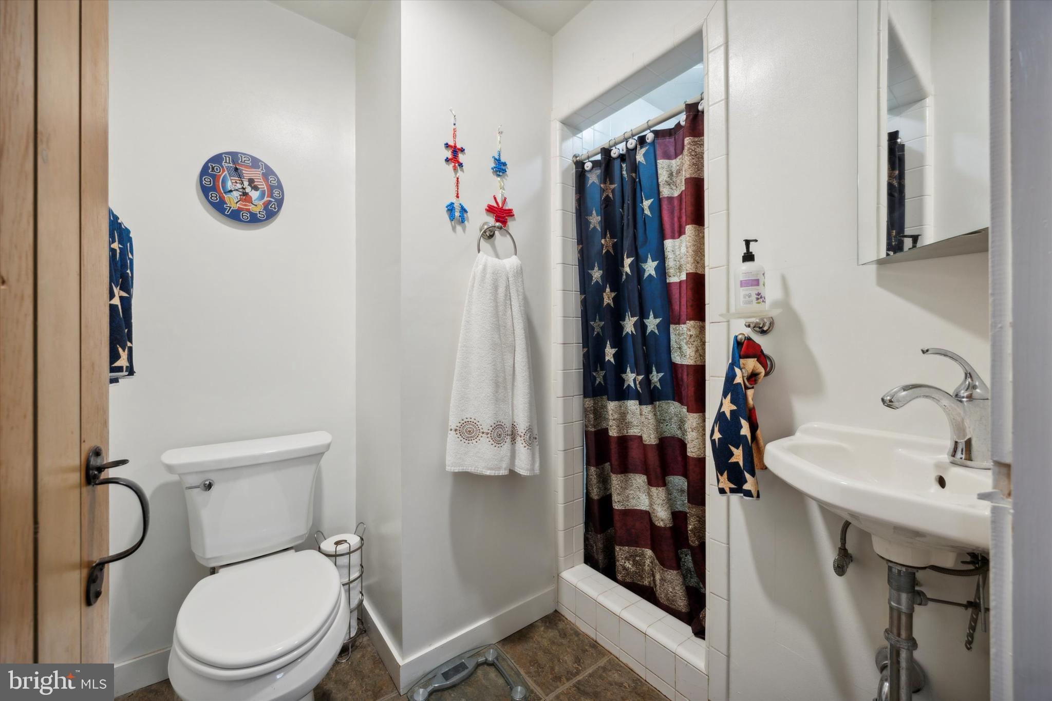 MEADOWBROOK - Residential