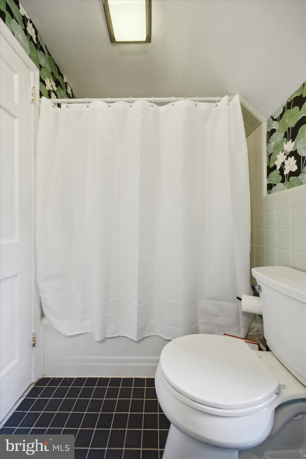 MEADOWBROOK - Residential