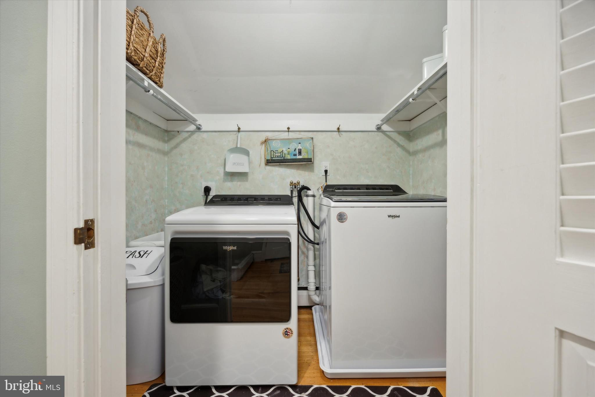 MEADOWBROOK - Residential