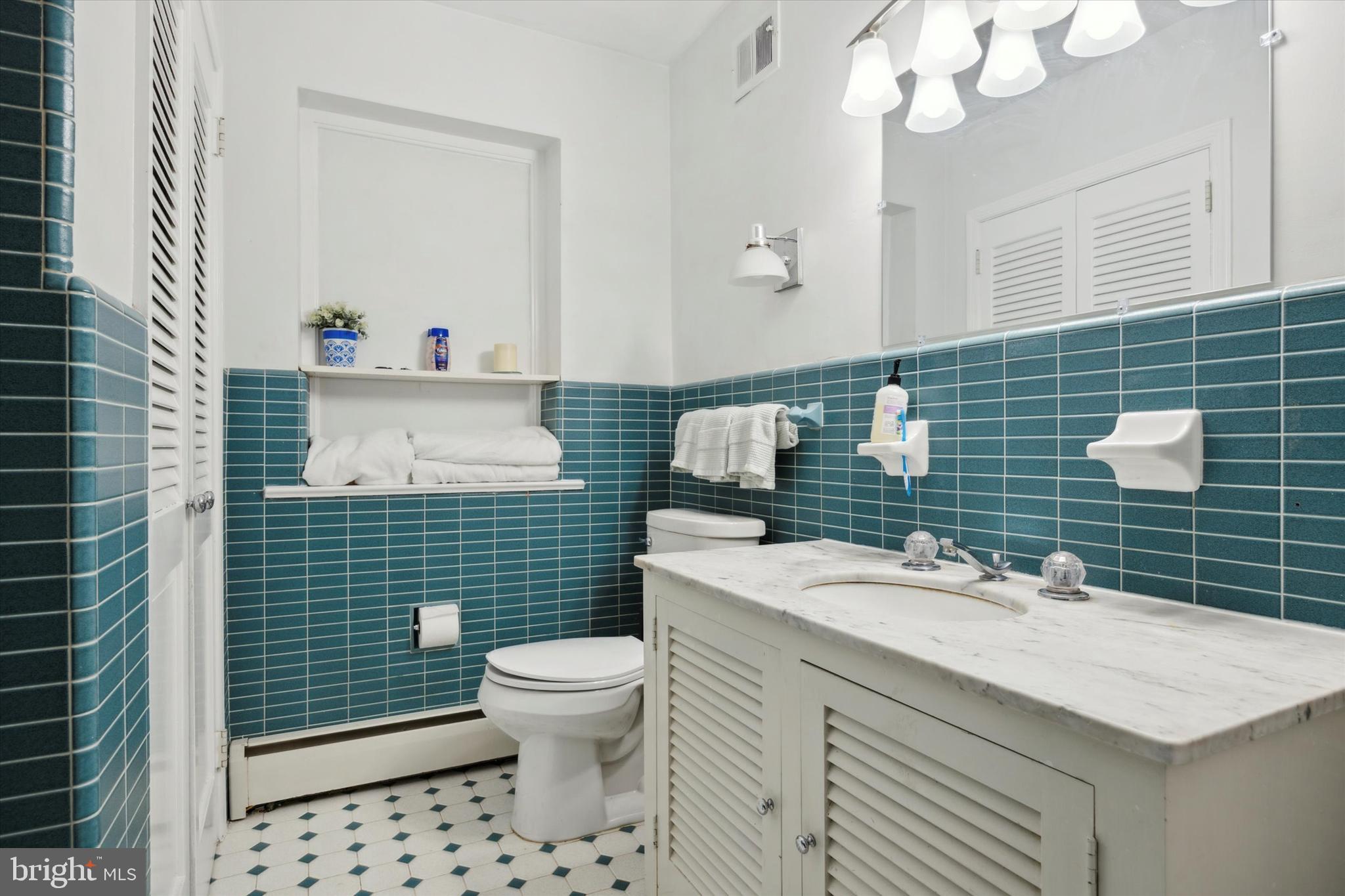 MEADOWBROOK - Residential