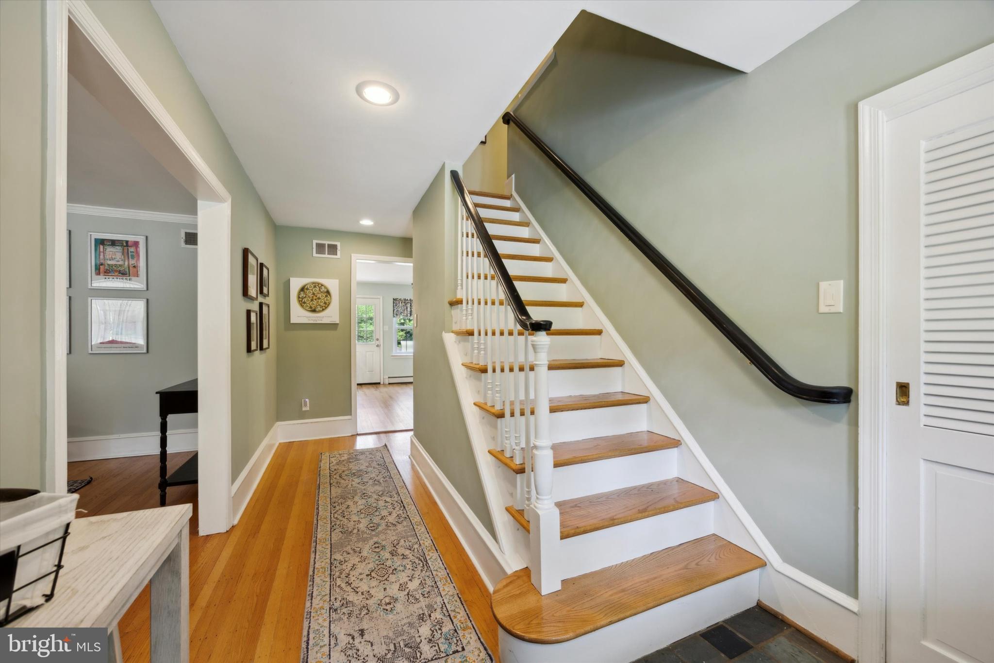 MEADOWBROOK - Residential