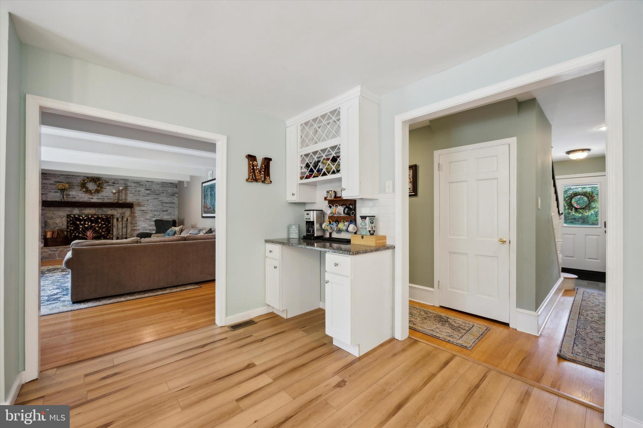 MEADOWBROOK - Residential