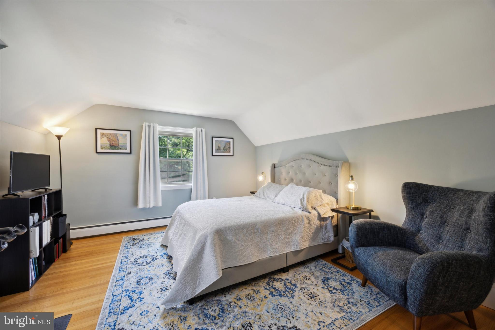 MEADOWBROOK - Residential