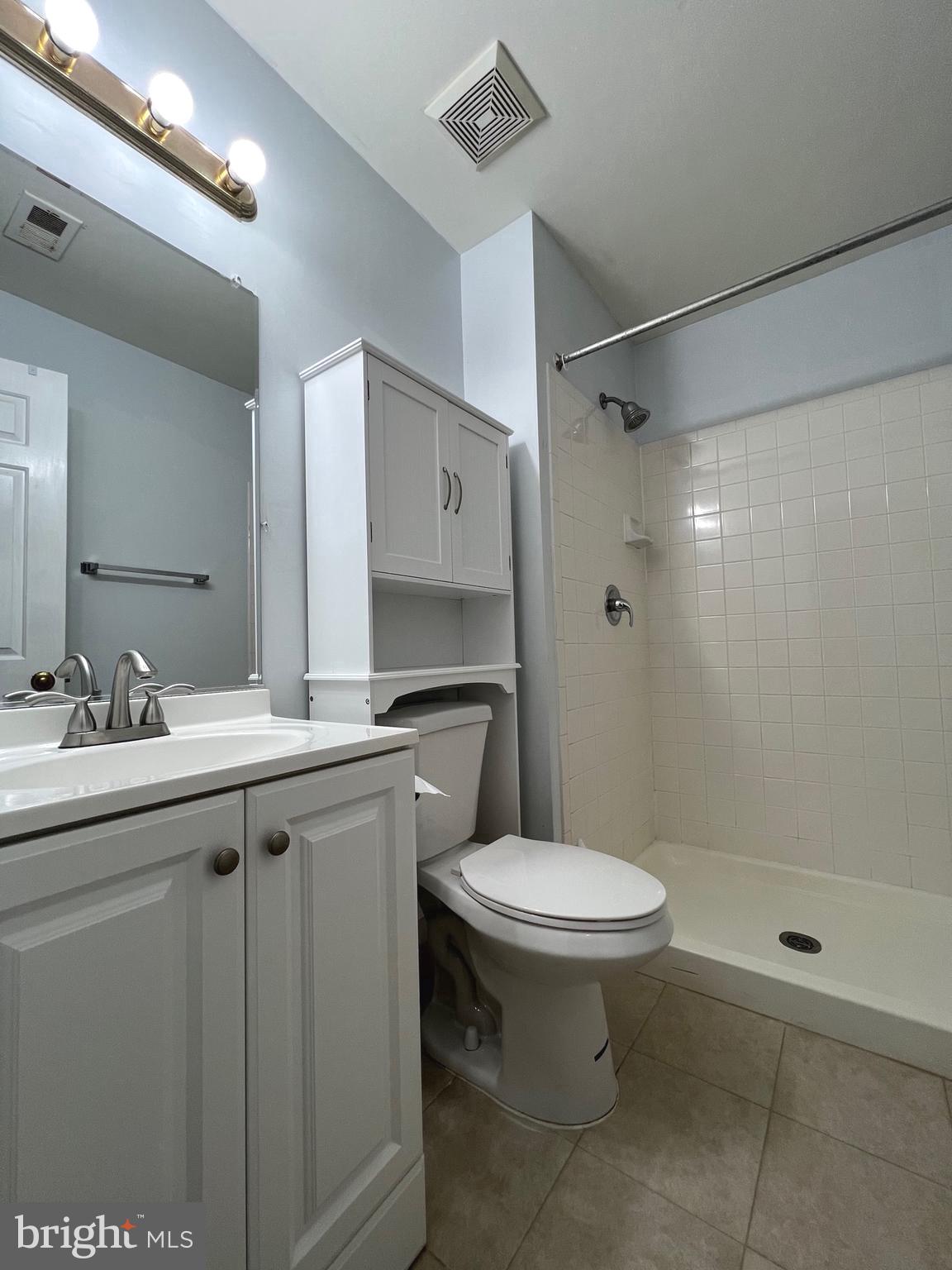 FOXFIELD - Residential Lease