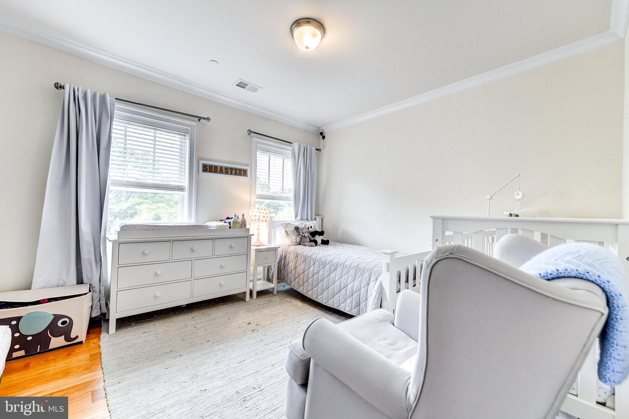 CLARENDON - Residential Lease