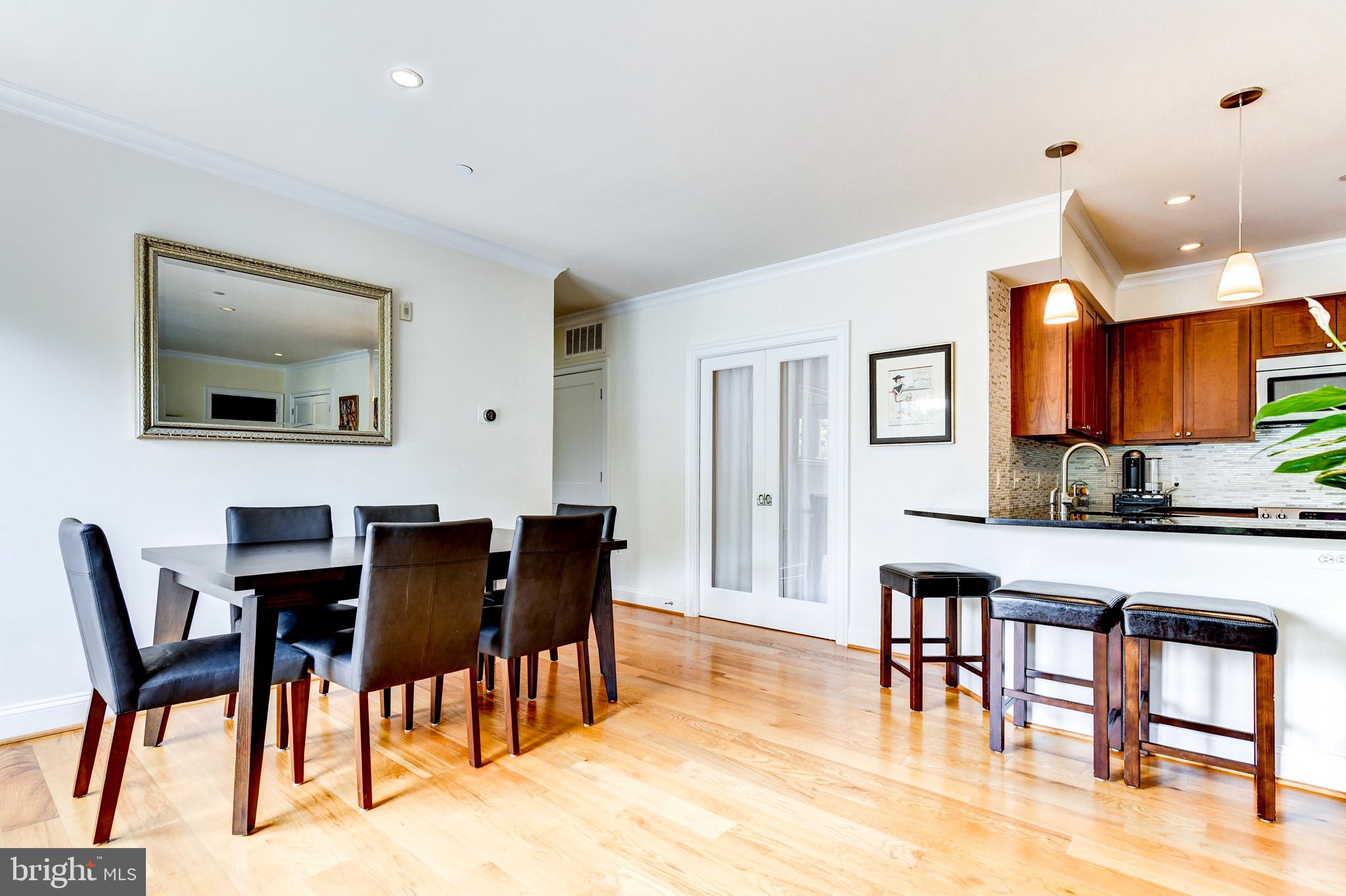 CLARENDON - Residential Lease