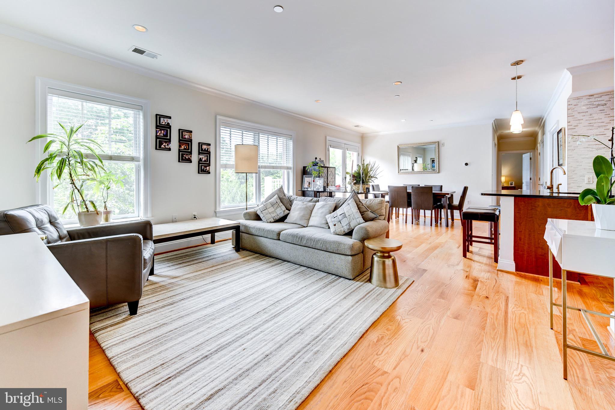 CLARENDON - Residential Lease