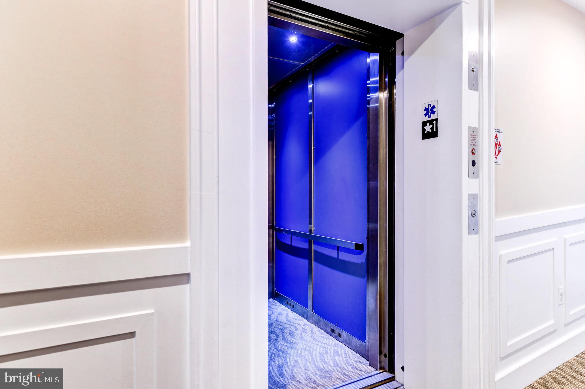 CLARENDON - Residential Lease