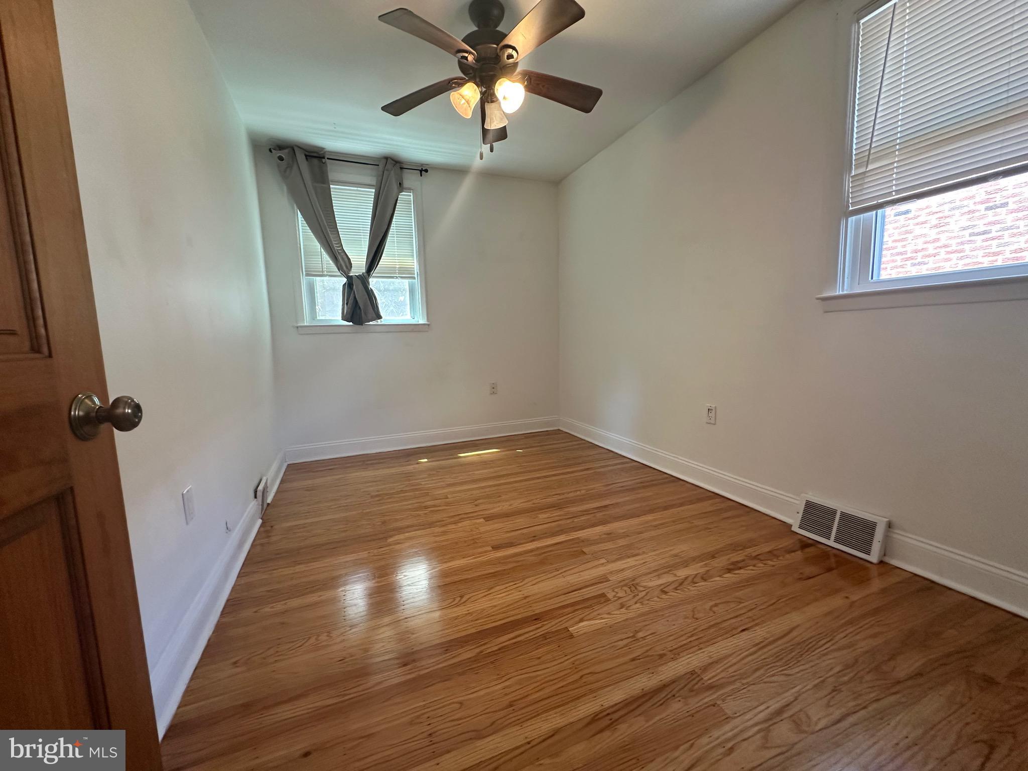 ROXBOROUGH - Residential Lease