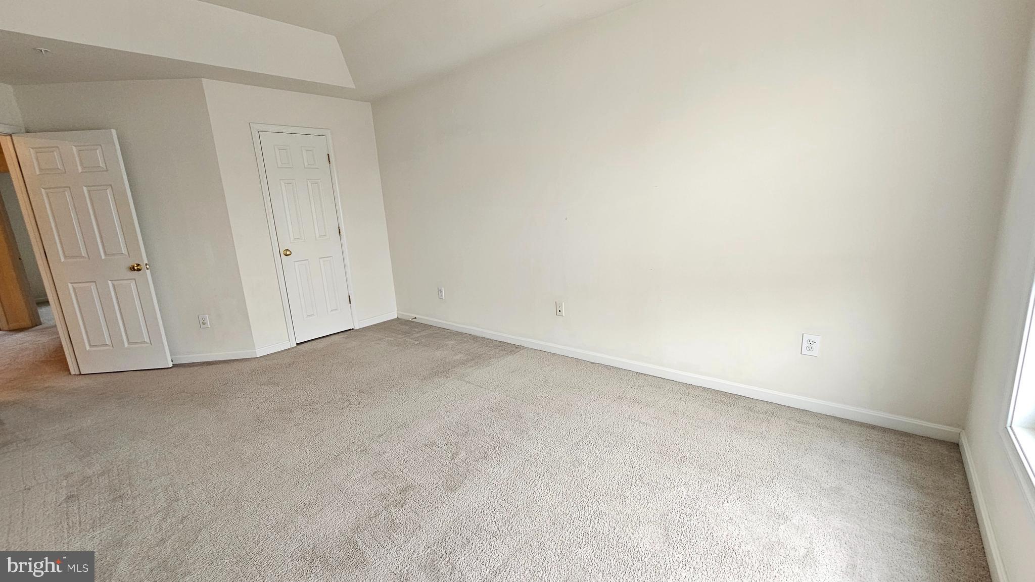 URBANA - Residential Lease