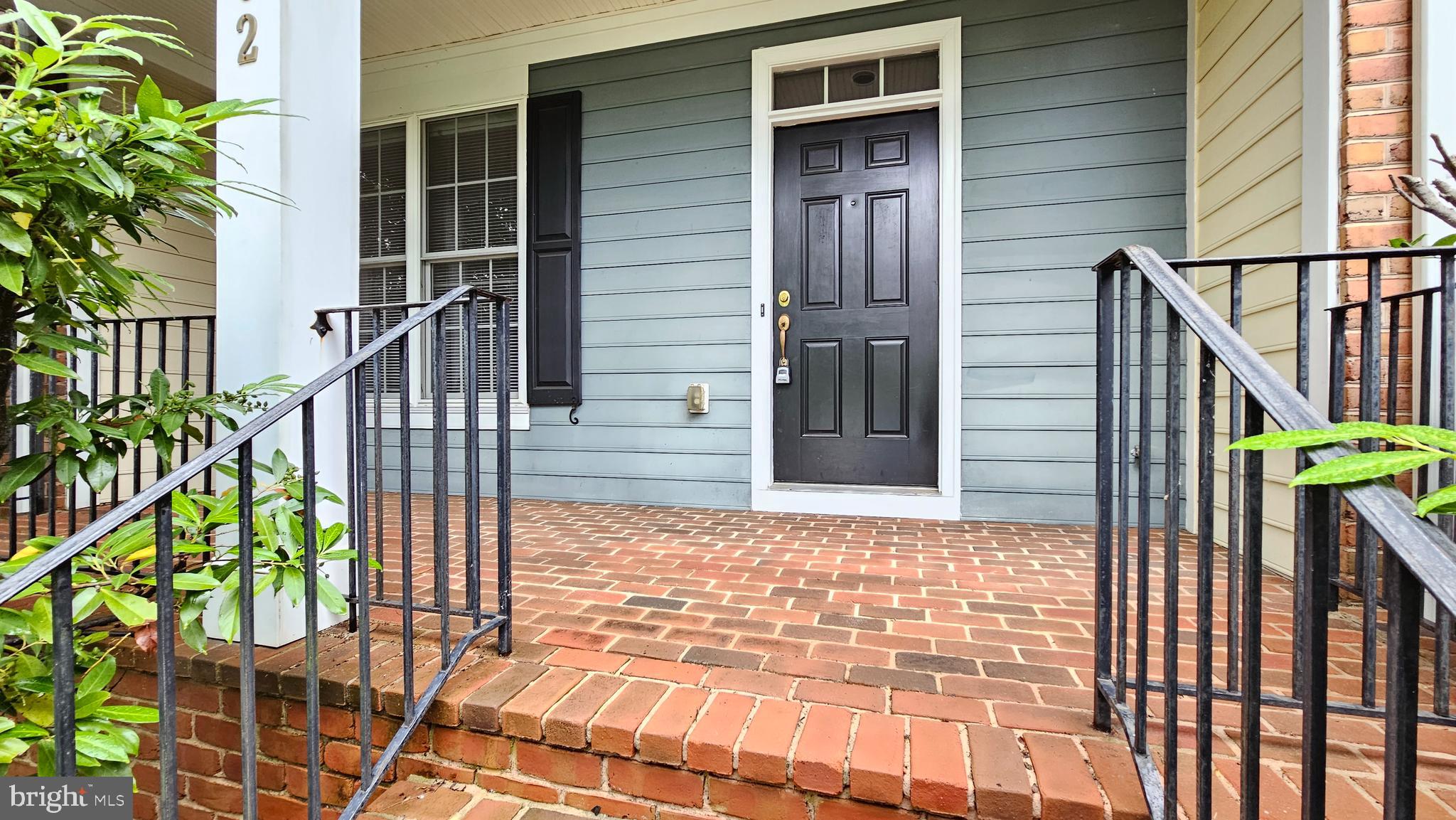 URBANA - Residential Lease