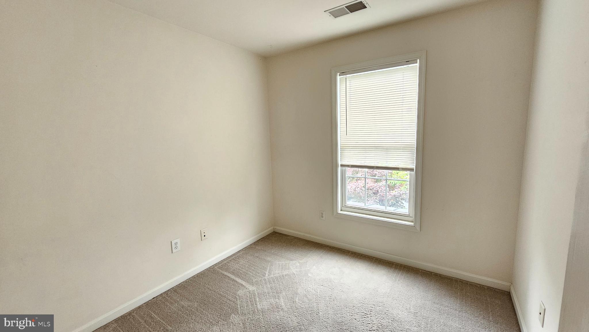 URBANA - Residential Lease