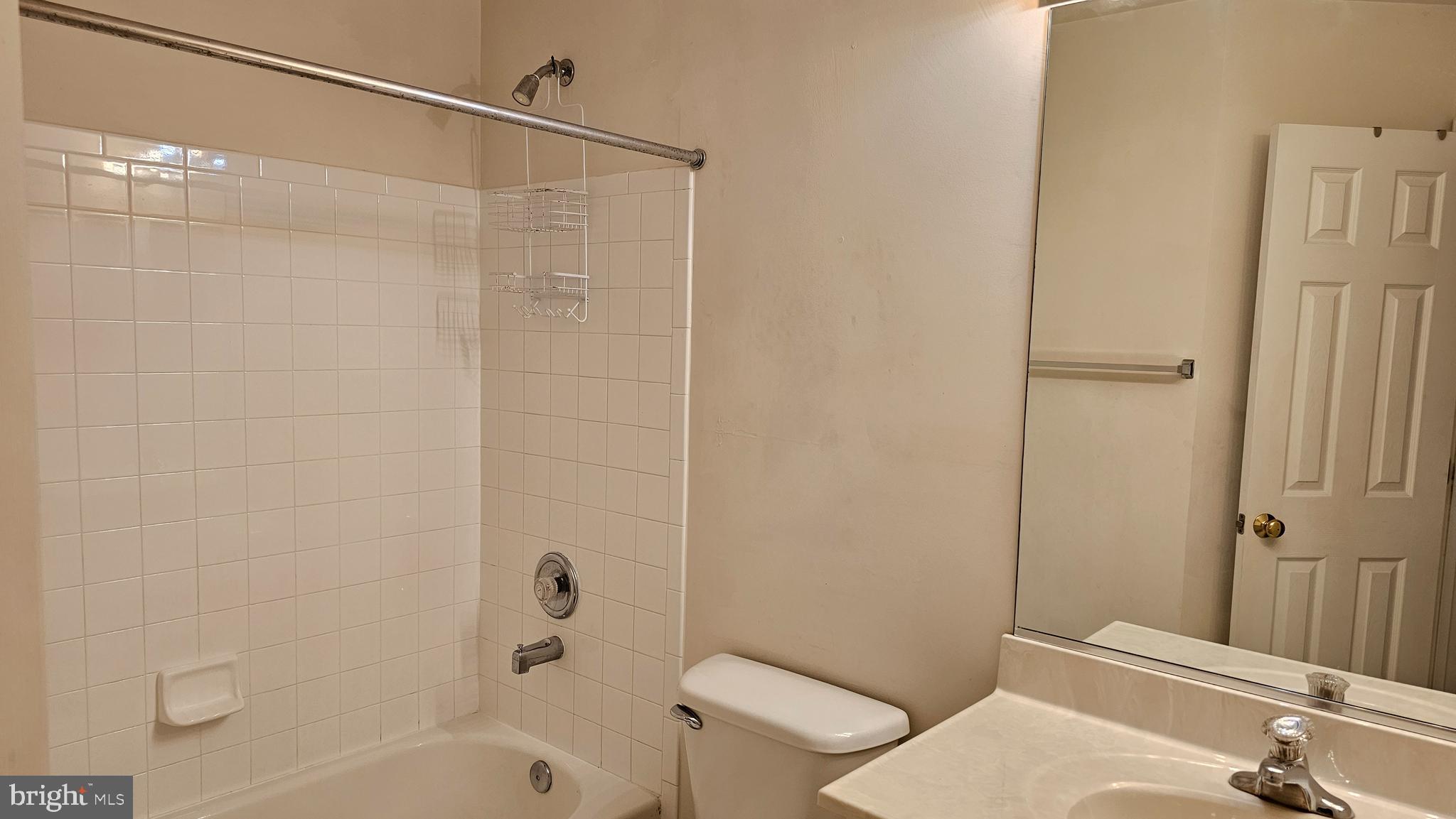 URBANA - Residential Lease