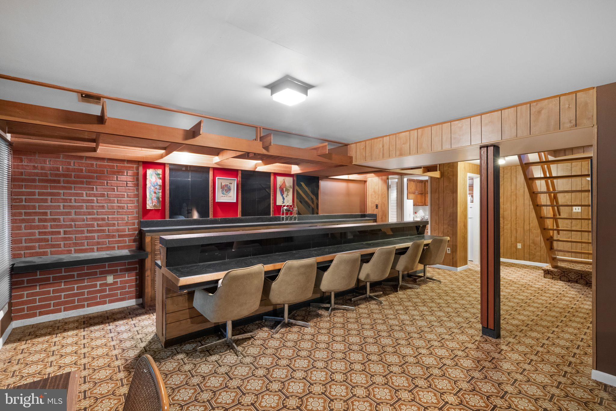 CREST PARK - Residential