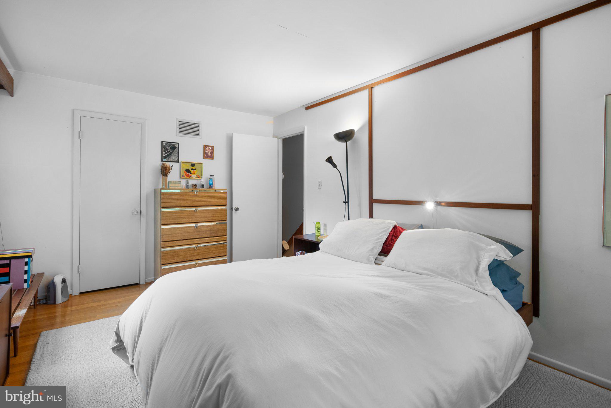 CREST PARK - Residential