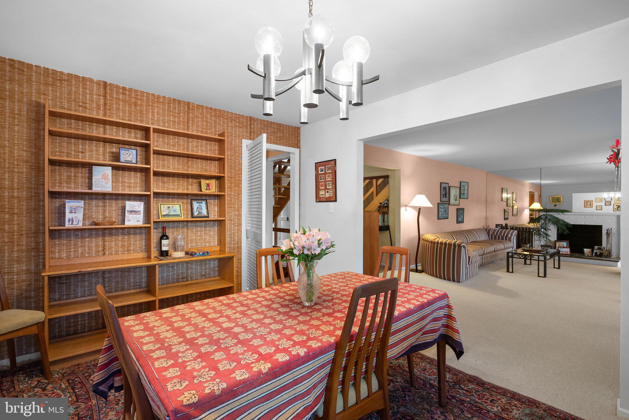 CREST PARK - Residential