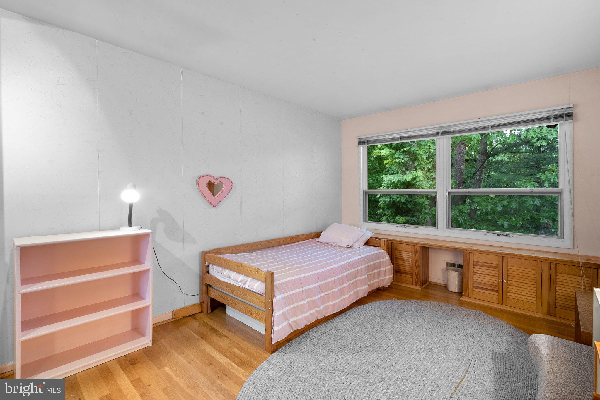 CREST PARK - Residential