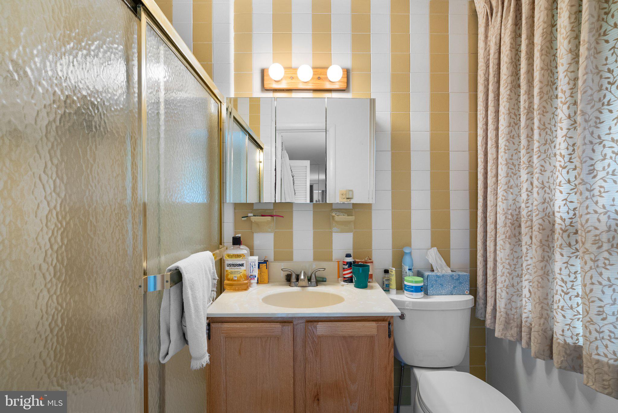 CREST PARK - Residential