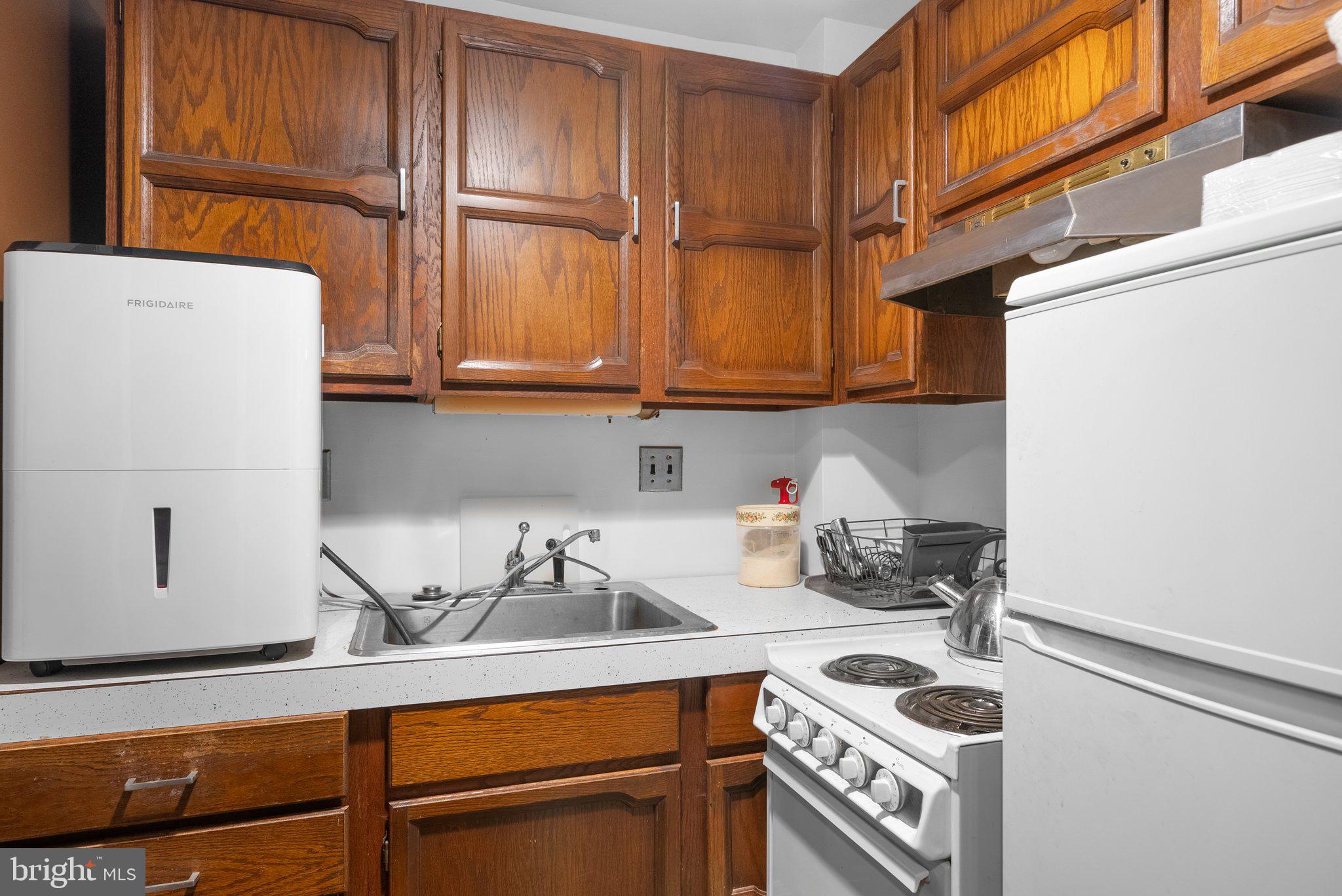 CREST PARK - Residential