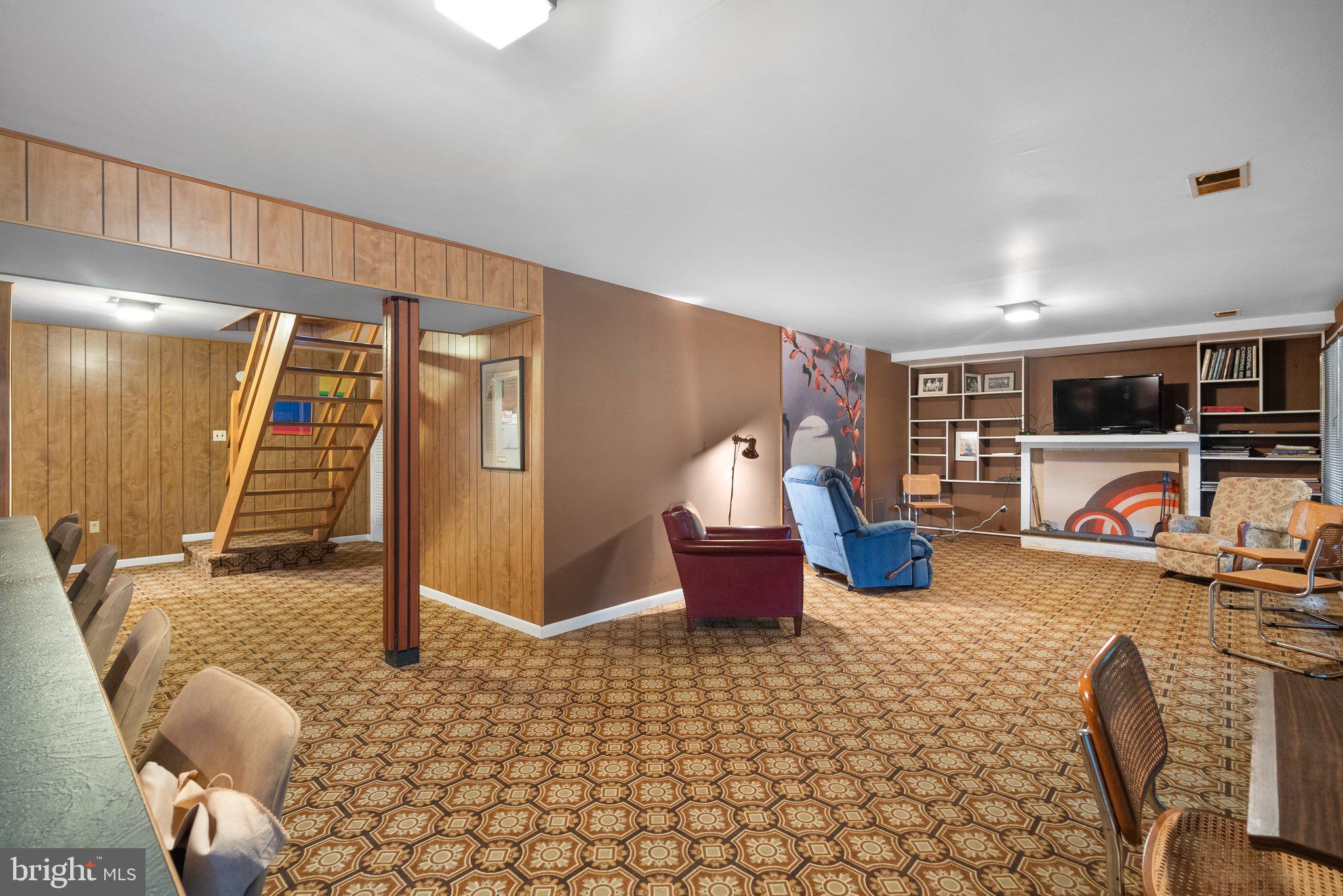 CREST PARK - Residential