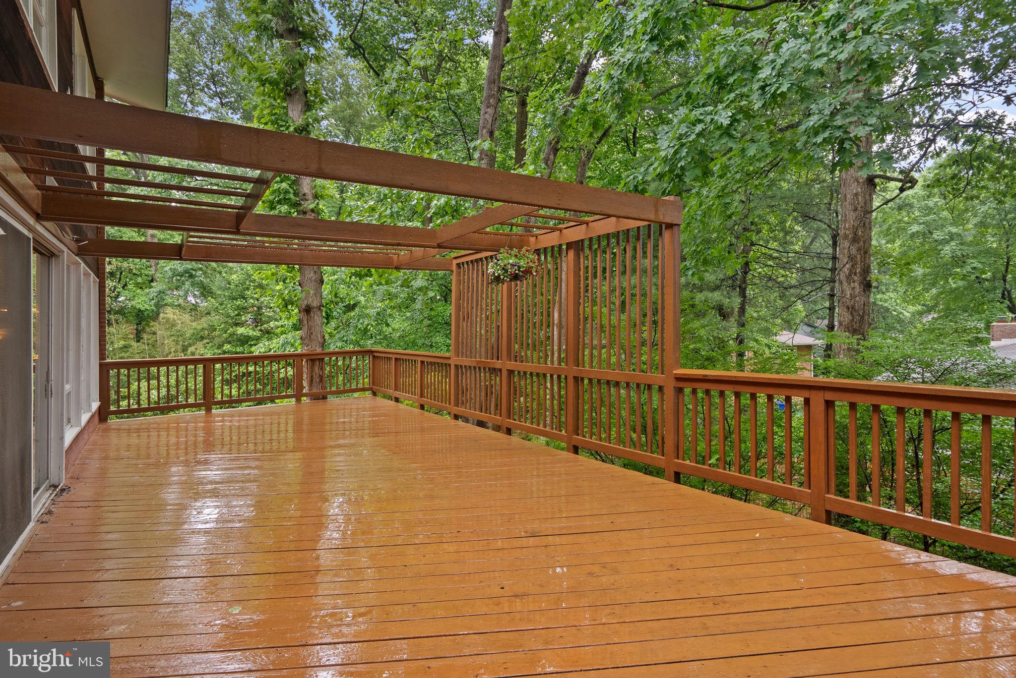 CREST PARK - Residential