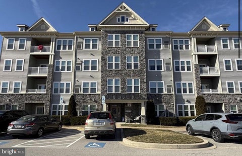 Condo For Sale - 2121 John Stuart Road #E<br/> Howard County, MARRIOTTSVILLE, MD 21104