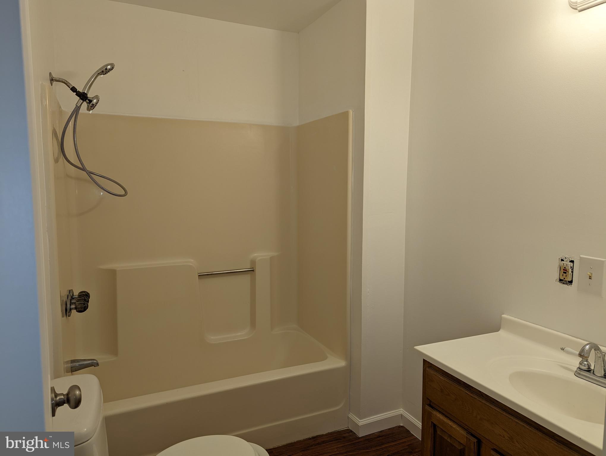 NORTH RIVER RUN - Residential