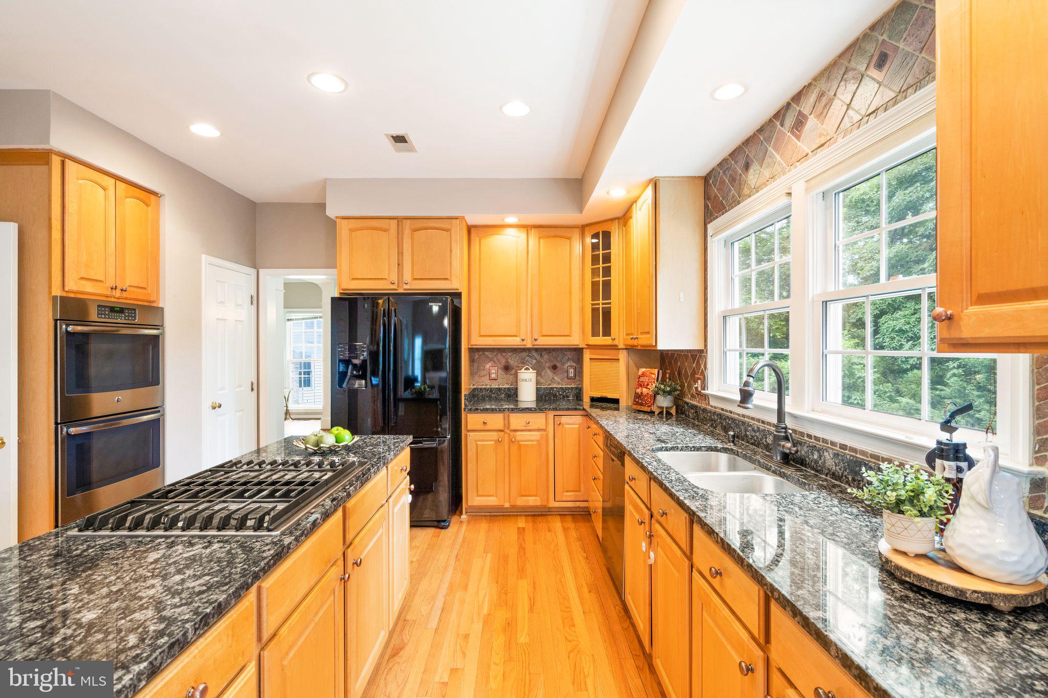 MONROE MANOR - Residential Lease