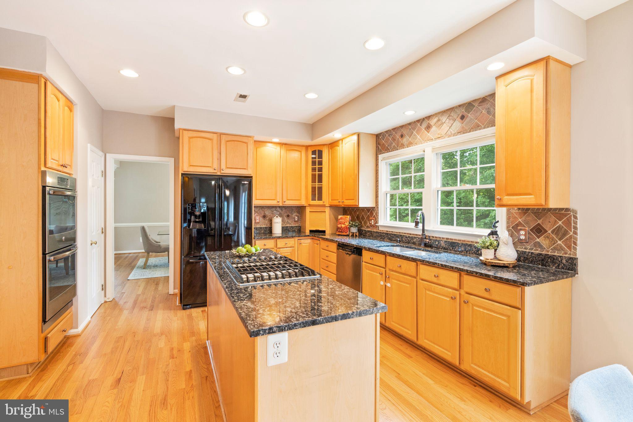 MONROE MANOR - Residential Lease