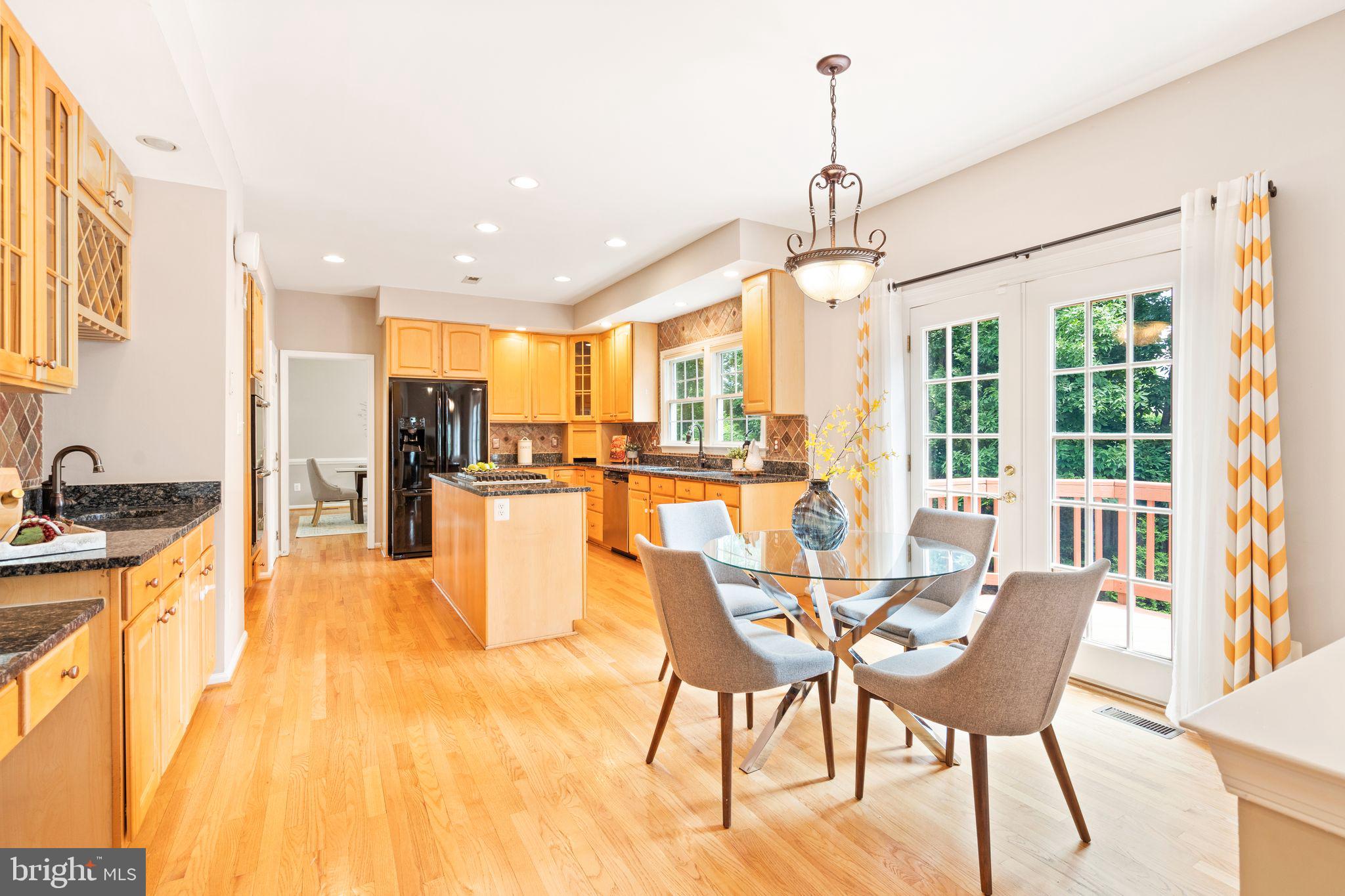 MONROE MANOR - Residential Lease