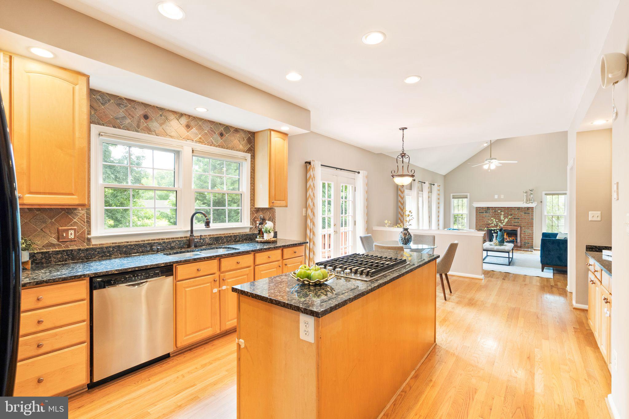 MONROE MANOR - Residential Lease