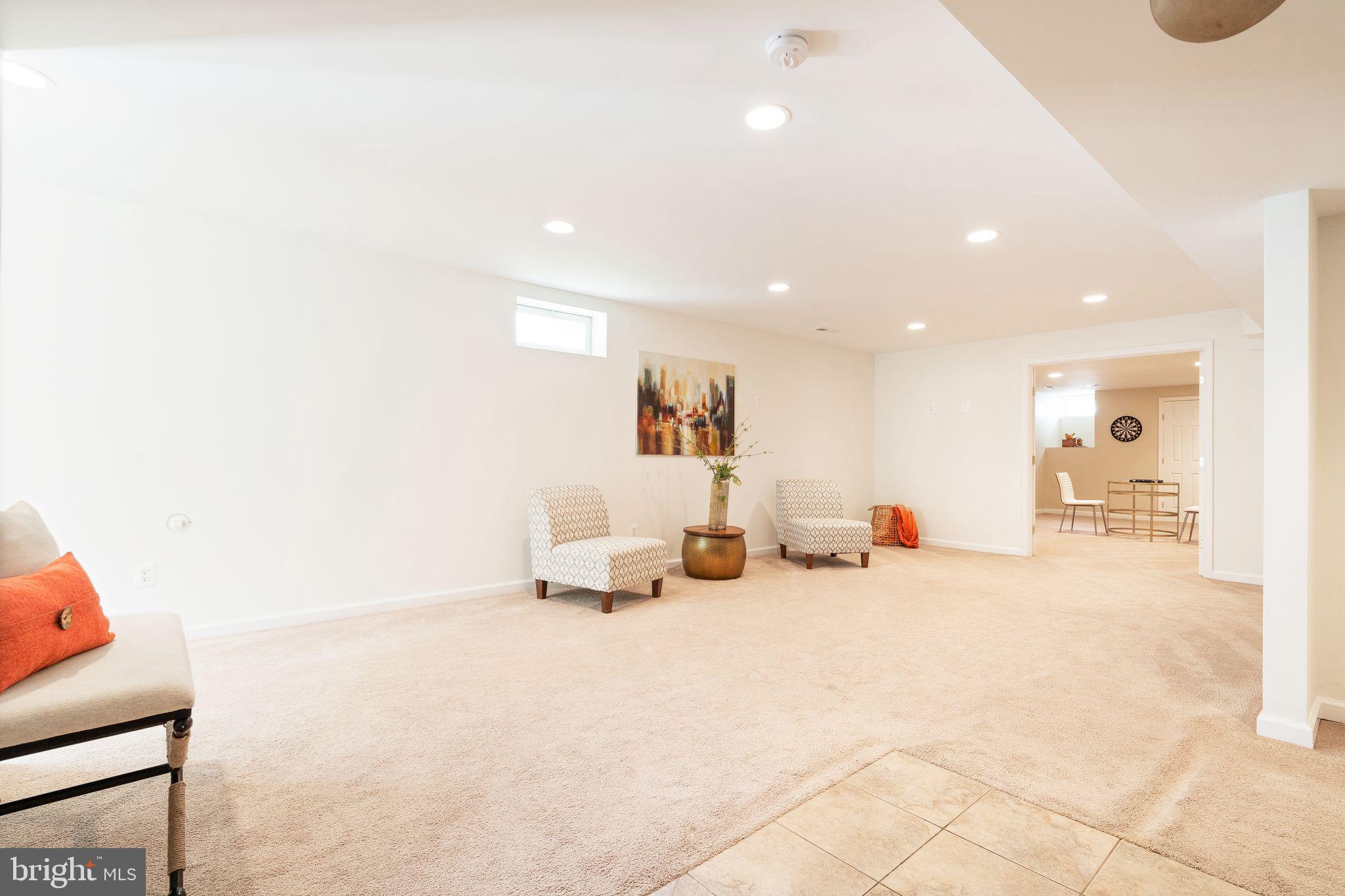 MONROE MANOR - Residential Lease