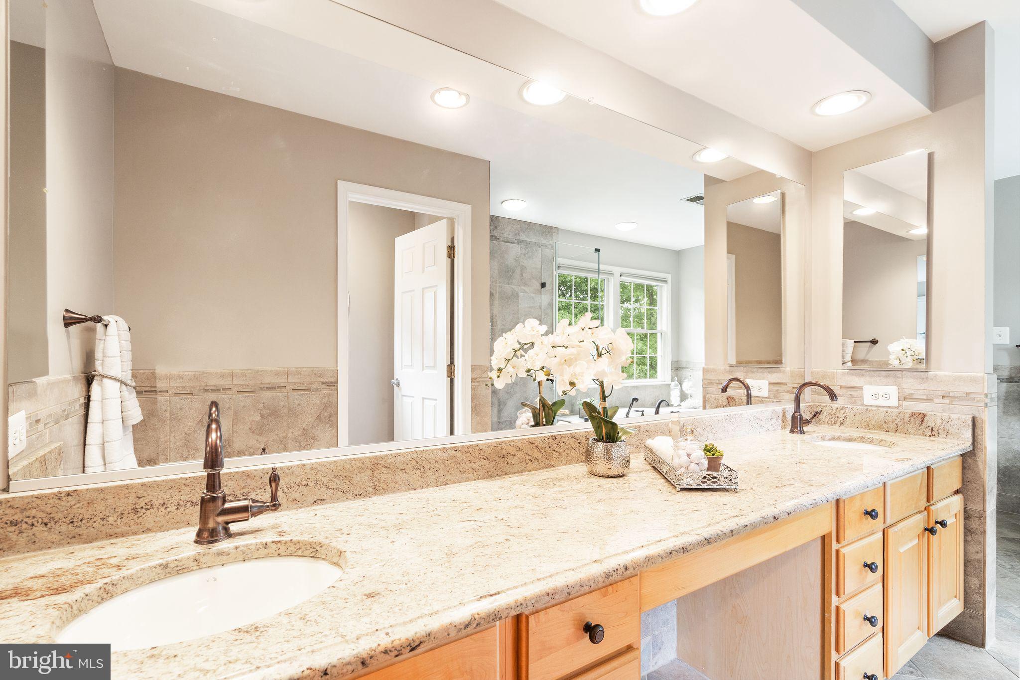 MONROE MANOR - Residential Lease