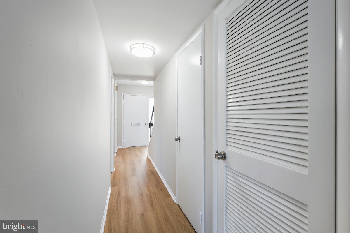 LEISURE WORLD - Residential
