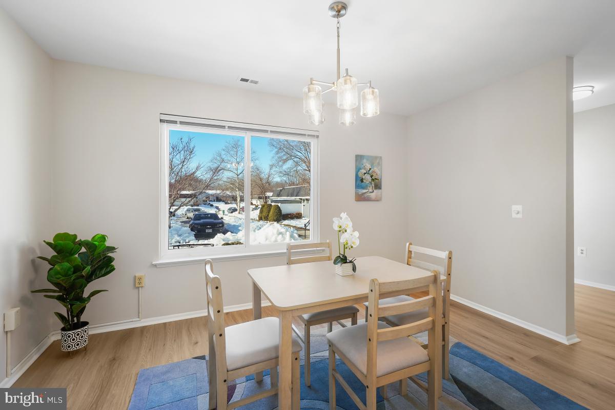 LEISURE WORLD - Residential