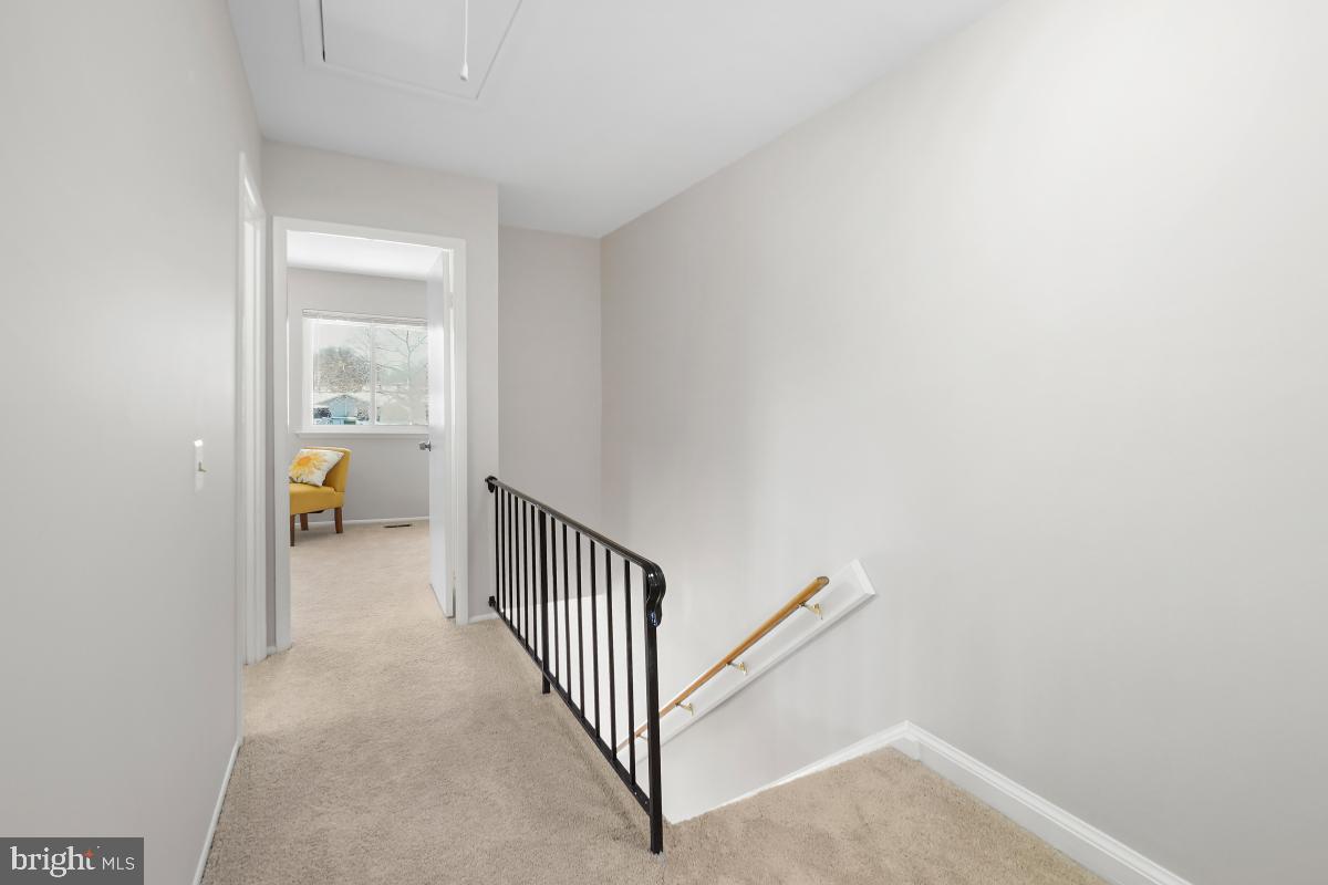 LEISURE WORLD - Residential