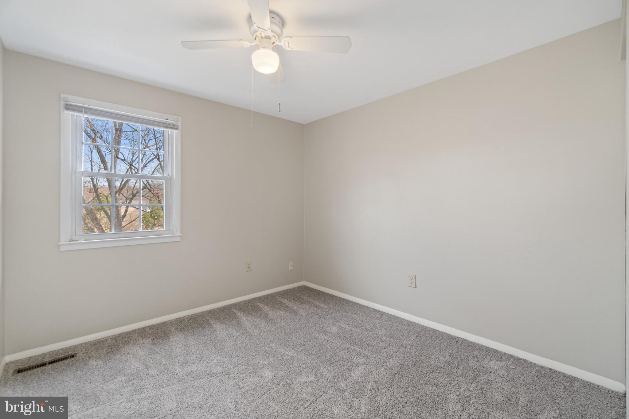 CROFTON SQUARE - Residential Lease