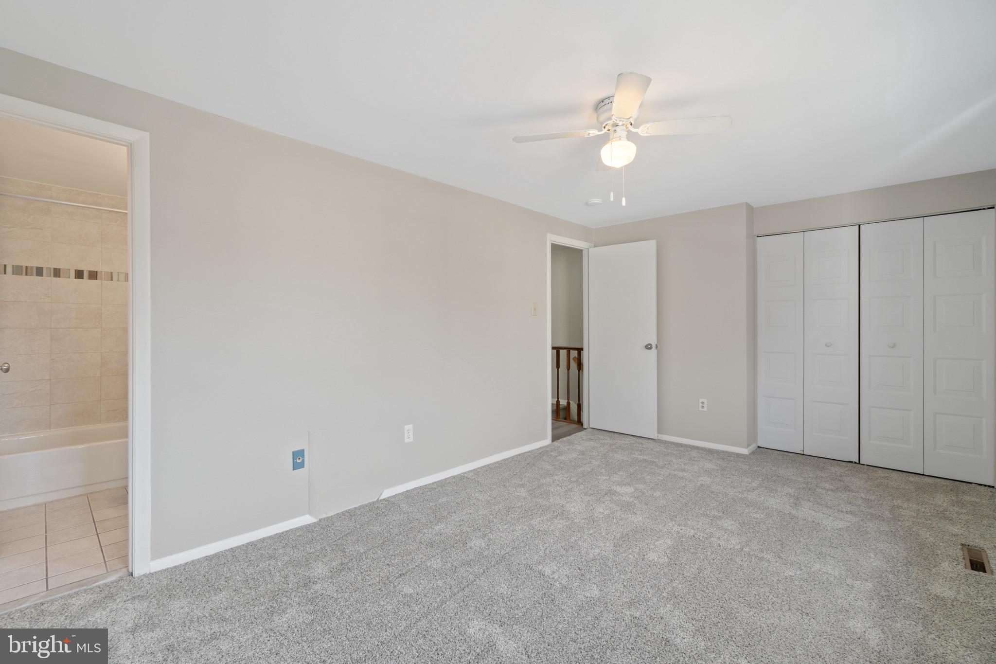 CROFTON SQUARE - Residential Lease