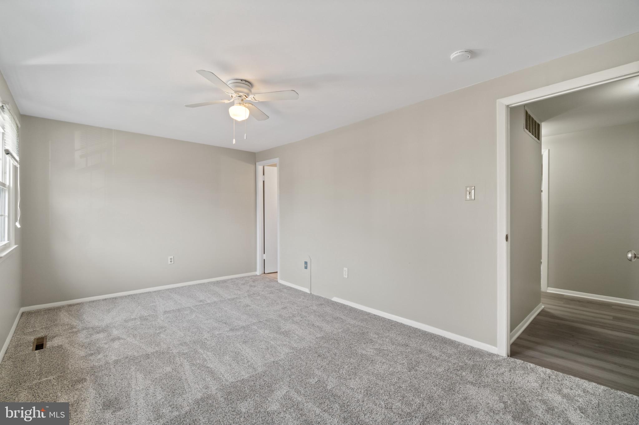 CROFTON SQUARE - Residential Lease