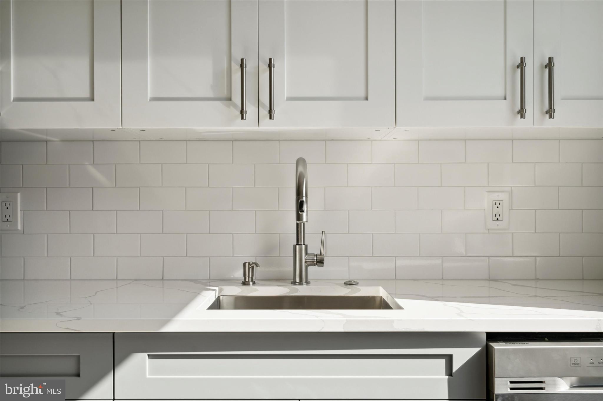 NORRIS SQUARE - Residential Lease