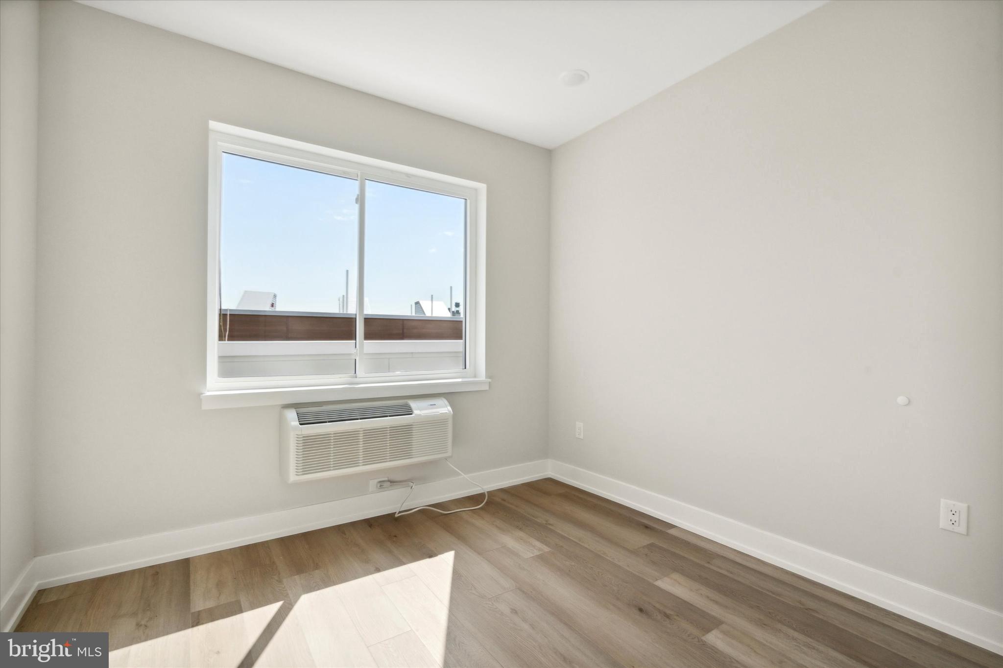 NORRIS SQUARE - Residential Lease