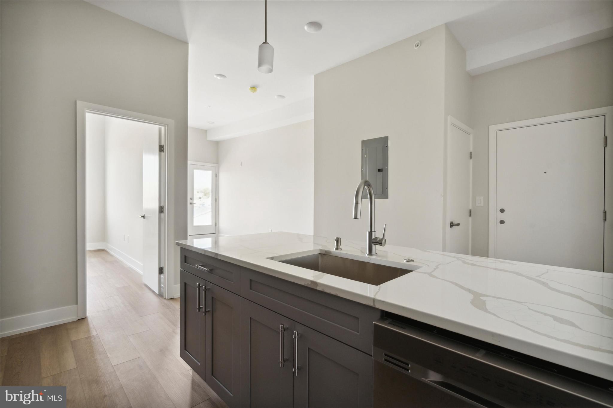 NORRIS SQUARE - Residential Lease