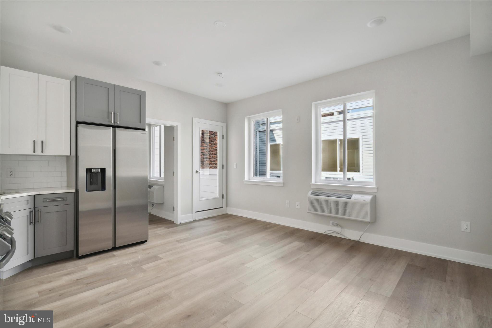 NORRIS SQUARE - Residential Lease