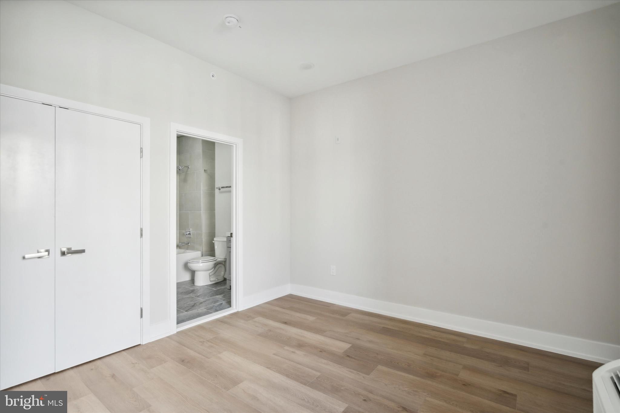 NORRIS SQUARE - Residential Lease