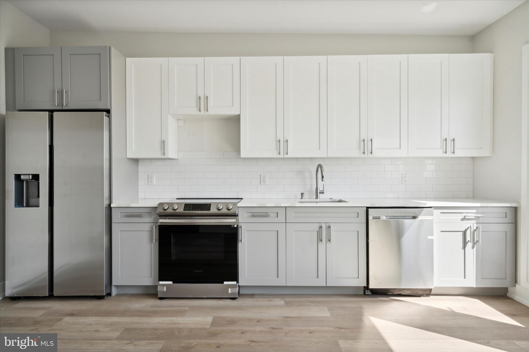 NORRIS SQUARE - Residential Lease