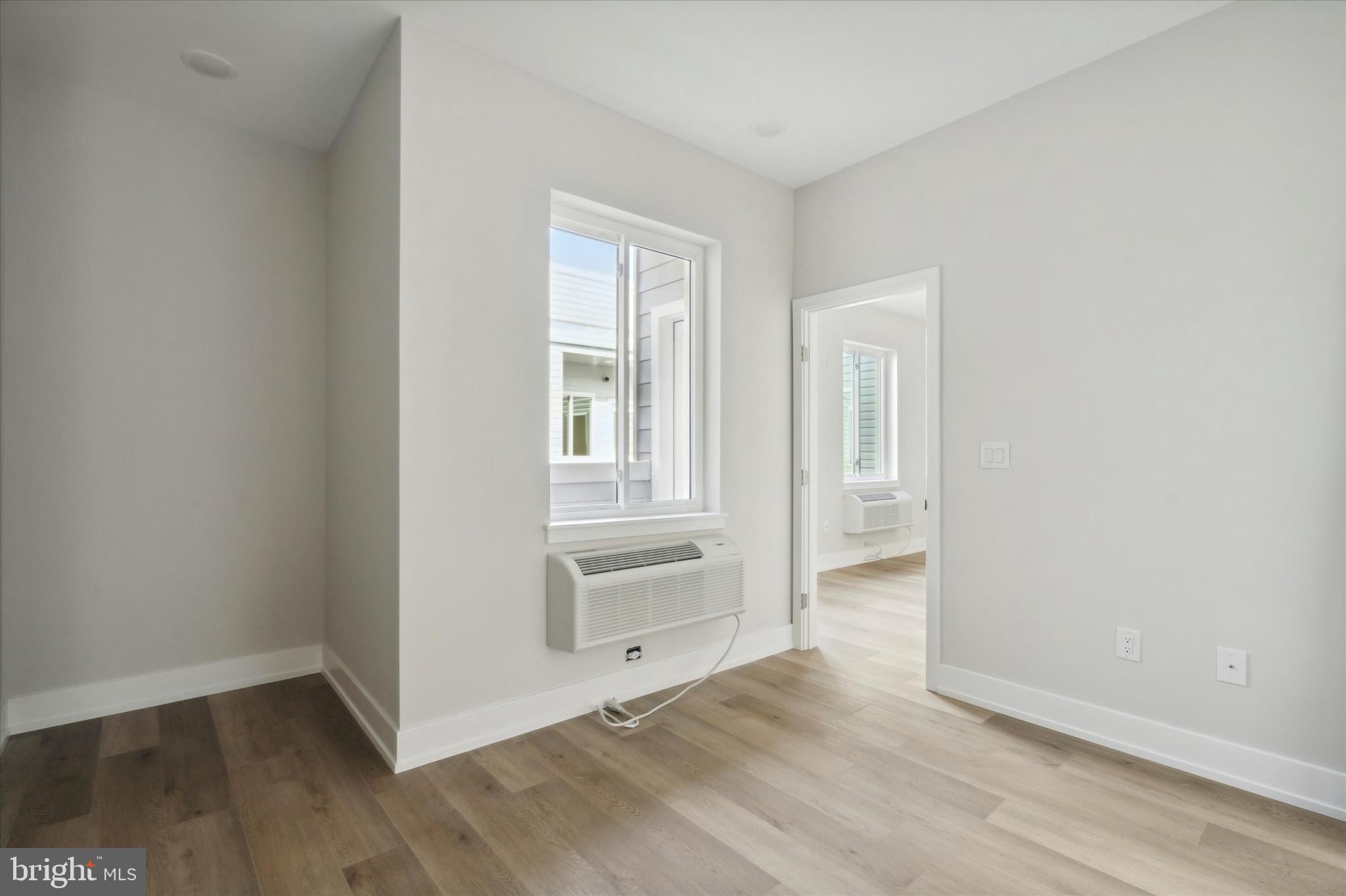 NORRIS SQUARE - Residential Lease