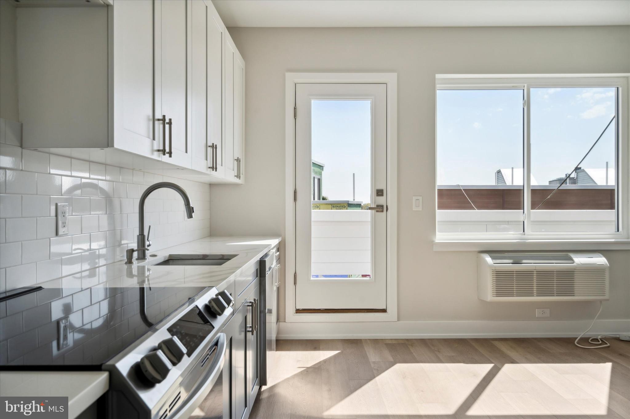 NORRIS SQUARE - Residential Lease