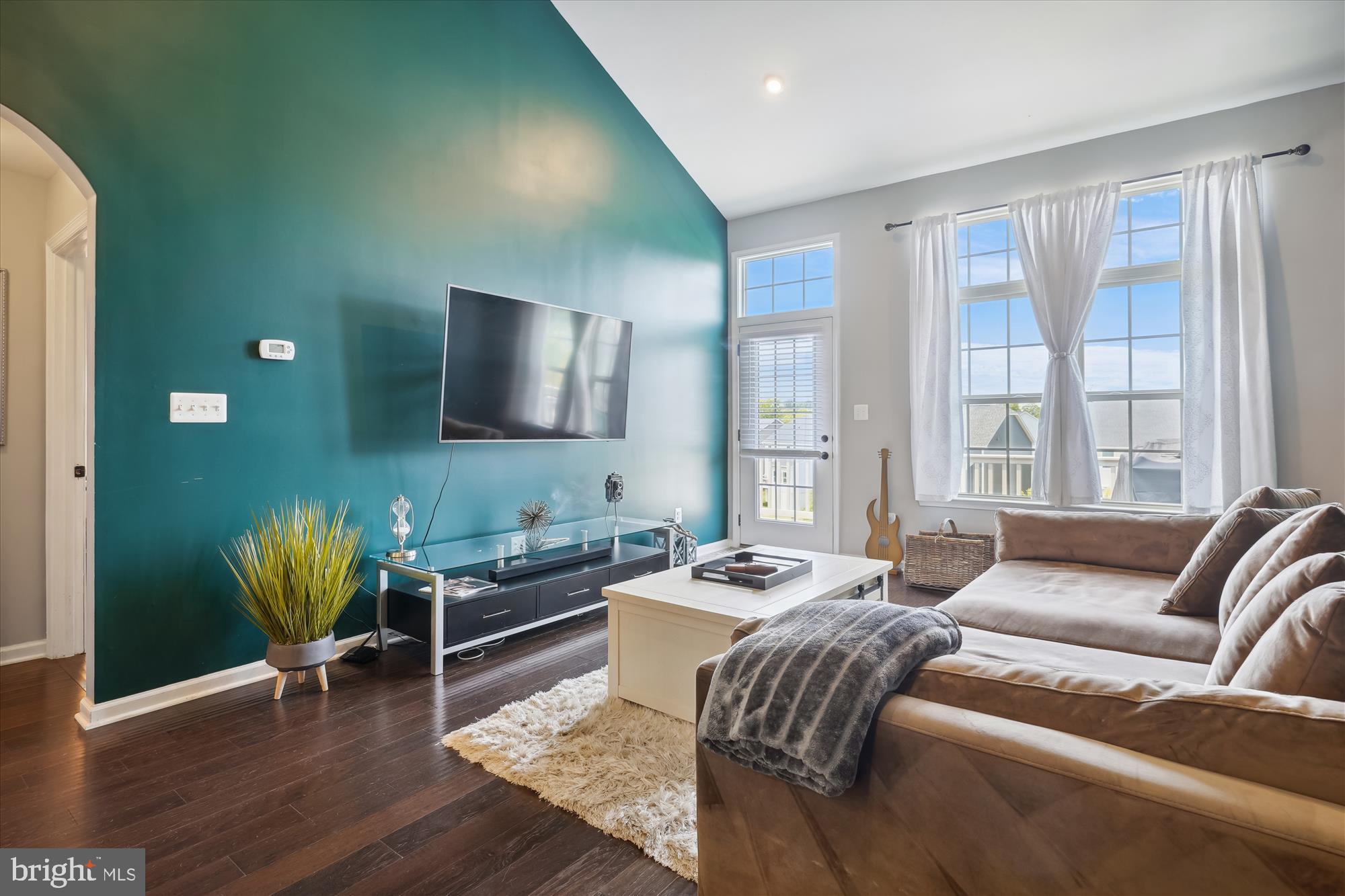 POTOMAC SHORES - Residential